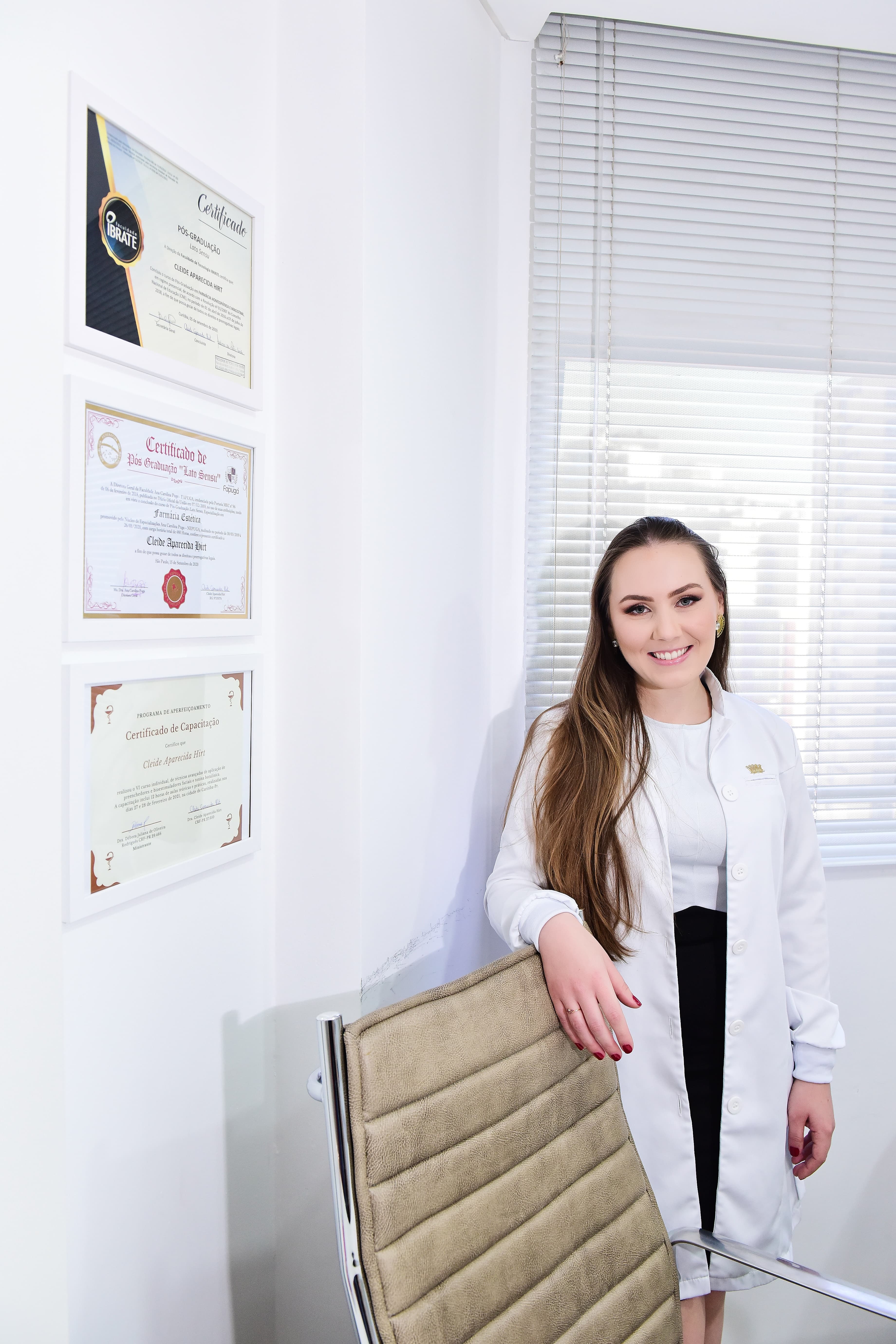 Cleide Hirt - Farmacêutica Esteta
